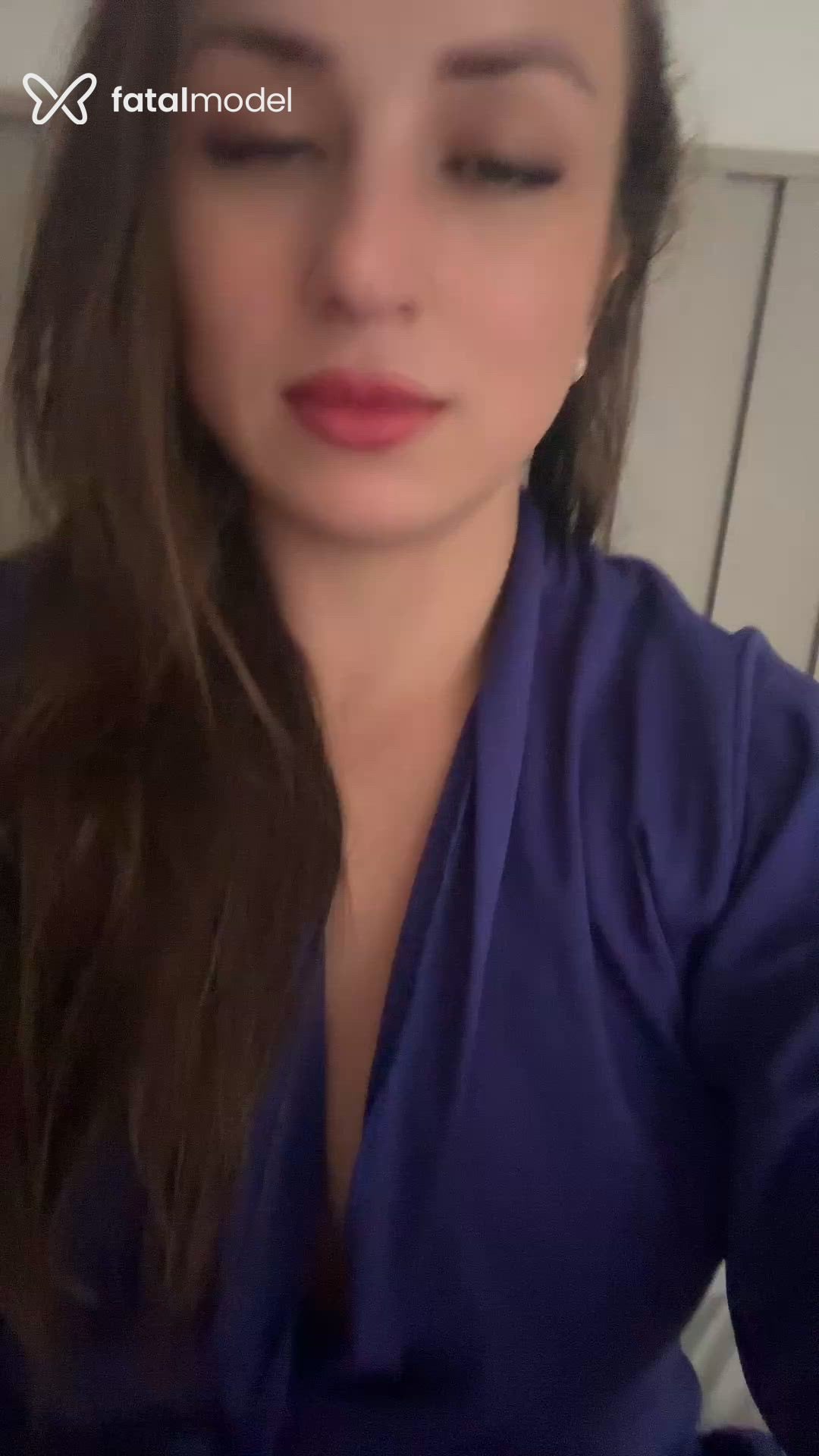 Acompanhante mulher loira (o) de olhos azuis - ELOISA Acompanhante mulher loira (o) de olhos azuis - ELOISA