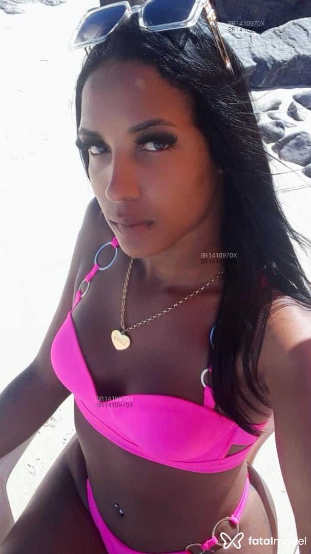 Acompanhante travesti morena (o) de olhos pretos em São Paulo - Luana Marquezine
