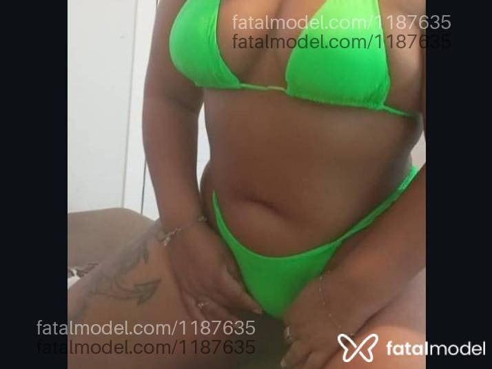Acompanhante mulher com cabelo castanho de olhos castanhos - Karol