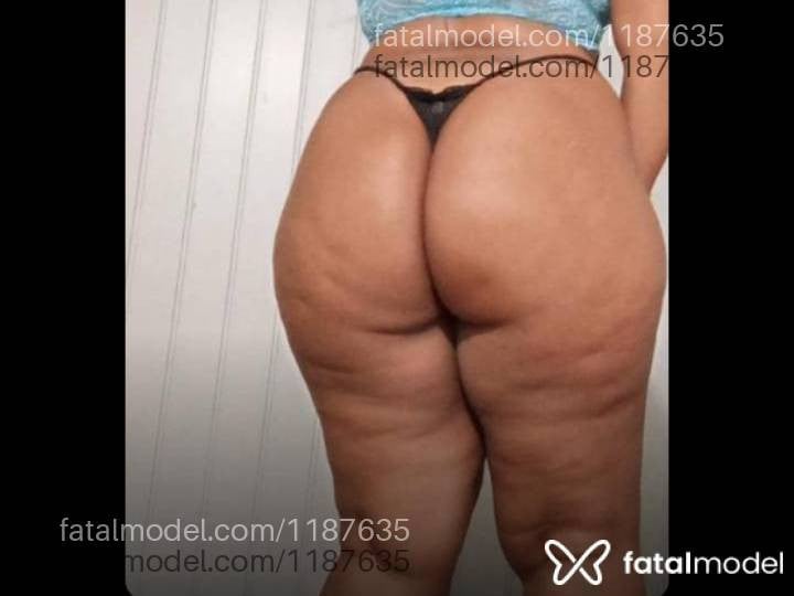 Acompanhante mulher com cabelo castanho de olhos castanhos em Santa Maria Acompanhante mulher com cabelo castanho de olhos castanhos em Santa Maria - Karol
