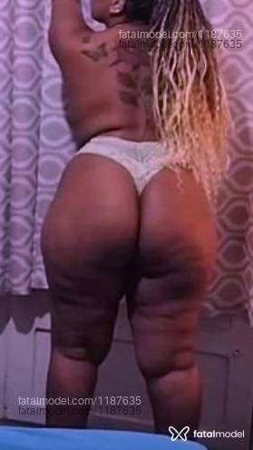 Acompanhante mulher com cabelo castanho de olhos castanhos em Santa Maria - Karol