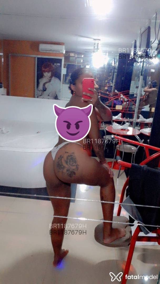 Acompanhante mulher morena (o) de olhos castanhos em Jataí Acompanhante mulher morena (o) de olhos castanhos em Jataí - Natalia