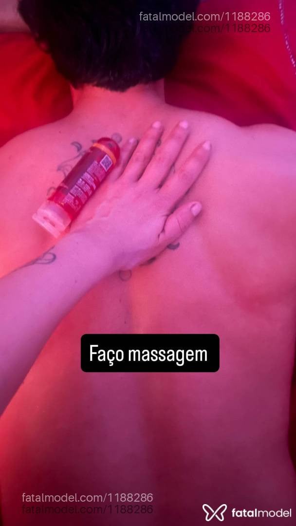 Acompanhante mulher com cabelo castanho de olhos castanhos - Jadi Souza