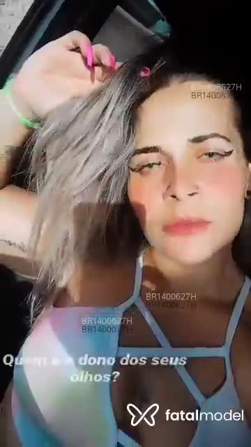 Acompanhante mulher loira (o) de olhos castanhos em Campos Novos Acompanhante mulher loira (o) de olhos castanhos em Campos Novos - Tati Fenix