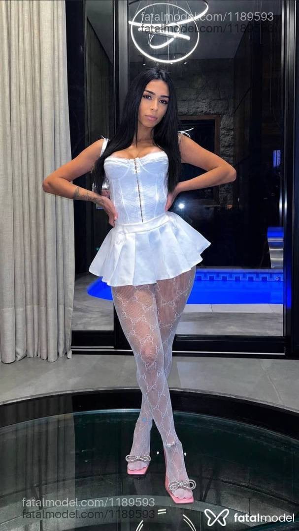 Acompanhante mulher trans morena (o) de olhos mel - CAMILLA