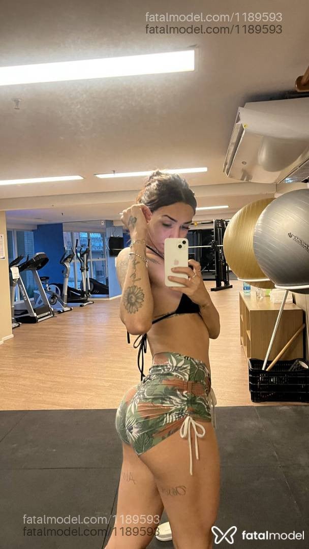 Acompanhante mulher trans morena (o) de olhos mel - CAMILLA