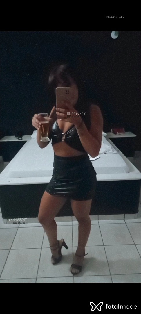 Acompanhante mulher morena (o) de olhos castanhos em Confresa - Natasha