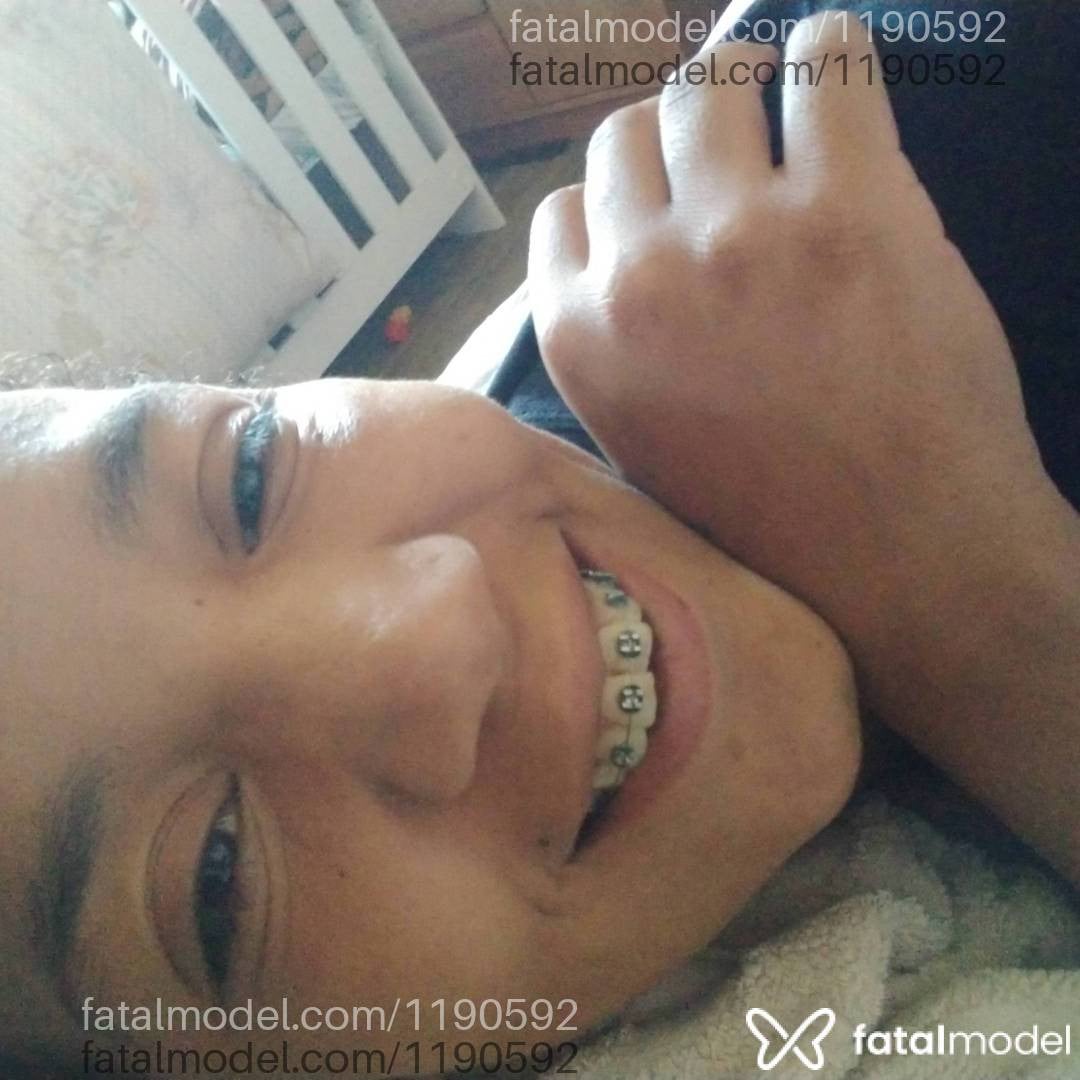 Acompanhante mulher com cabelo castanho de olhos castanhos em Cachoeira do Sul Acompanhante mulher com cabelo castanho de olhos castanhos em Cachoeira do Sul - Gabriela