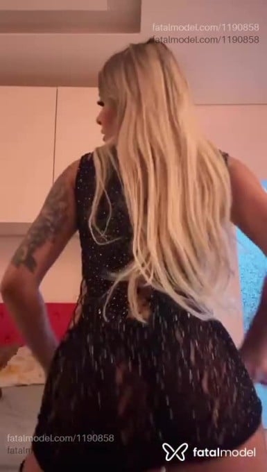 Acompanhante mulher loira (o) de olhos castanhos em São Paulo - JAD