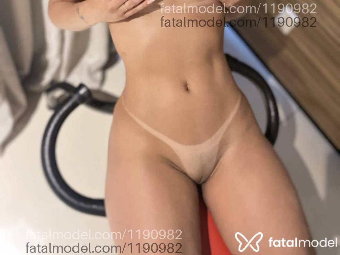 Acompanhante mulher morena (o) de olhos castanhos - Vanessa