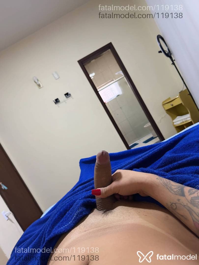 Acompanhante mulher trans loira (o) de olhos castanhos em Itaúna Acompanhante mulher trans loira (o) de olhos castanhos em Itaúna - Julianna Guimarães
