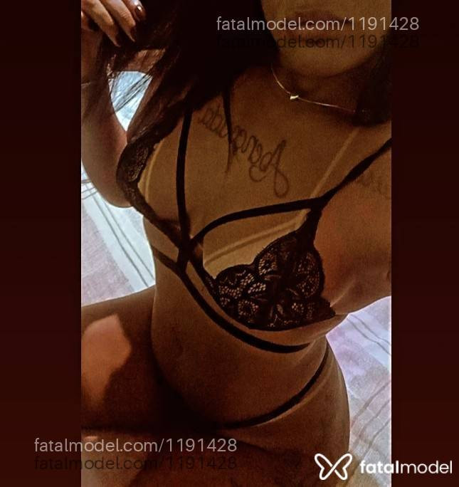 Acompanhante mulher morena (o) de olhos castanhos em Ouro Preto Acompanhante mulher morena (o) de olhos castanhos em Ouro Preto - Samira Ferraz