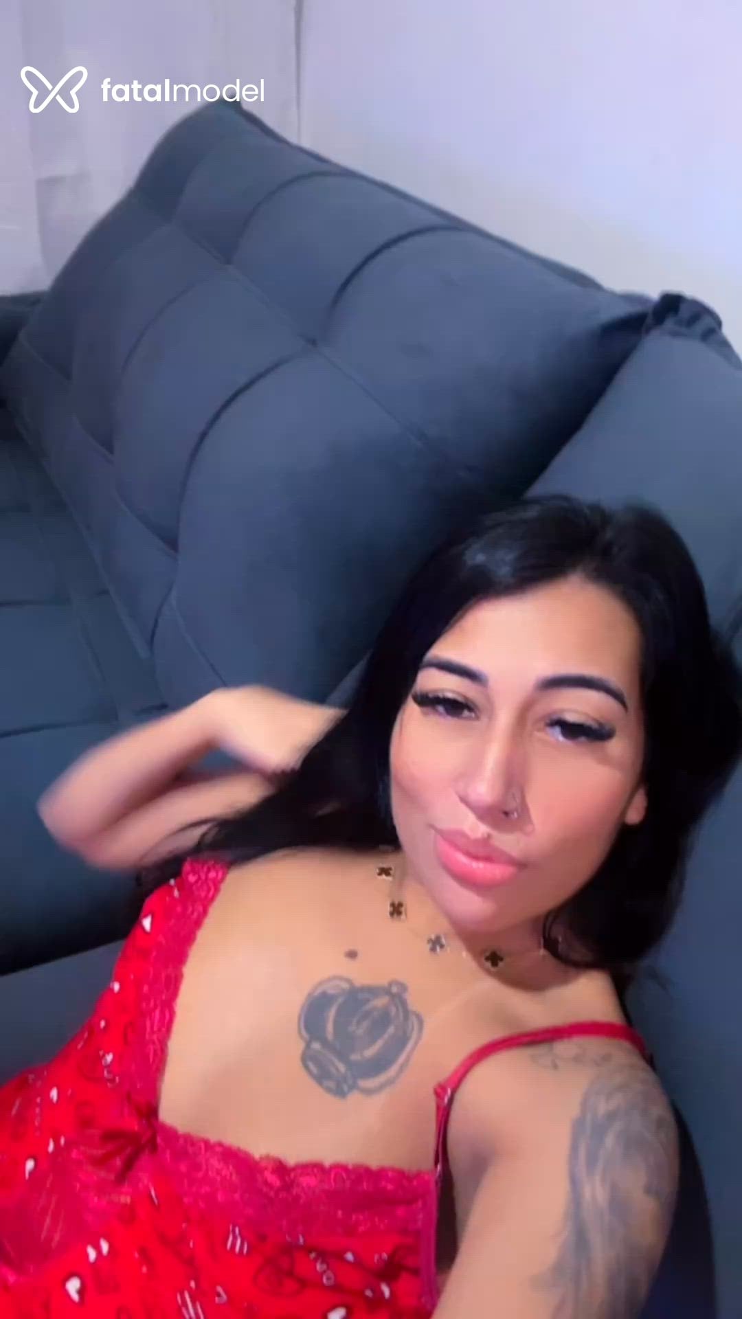 Acompanhante mulher morena (o) de olhos castanhos - Kenia