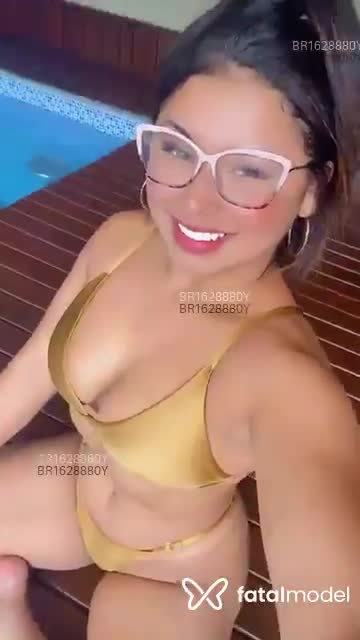 Acompanhante mulher com cabelo castanho de olhos castanhos em Rondonópolis - Sara lins cortez