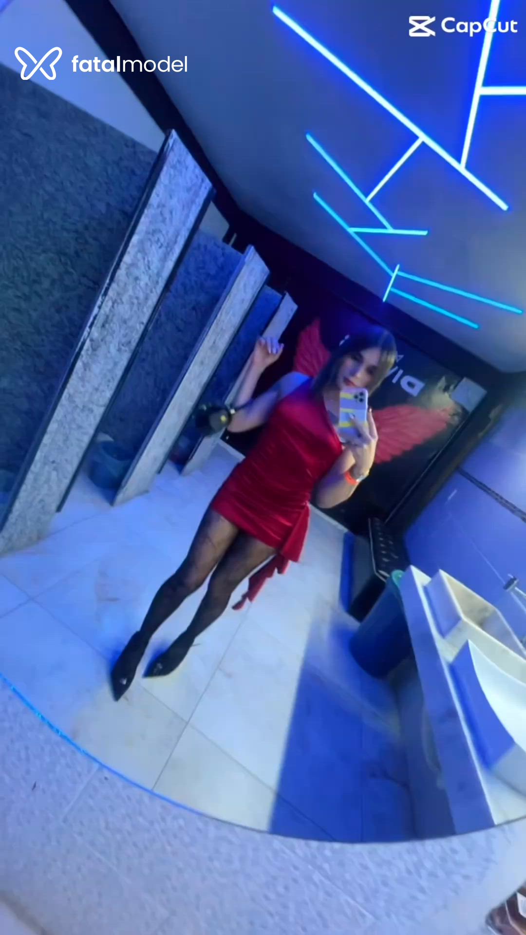 Acompanhante mulher trans loira (o) de olhos cinza em Altamira Acompanhante mulher trans loira (o) de olhos cinza em Altamira - Heloísa