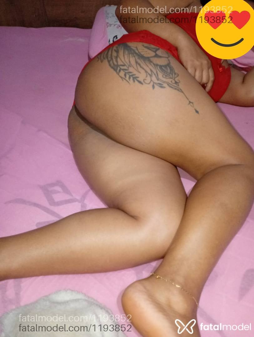 Acompanhante mulher com cabelo castanho de olhos castanhos - Tatiane Acompanhante mulher com cabelo castanho de olhos castanhos - Tatiane