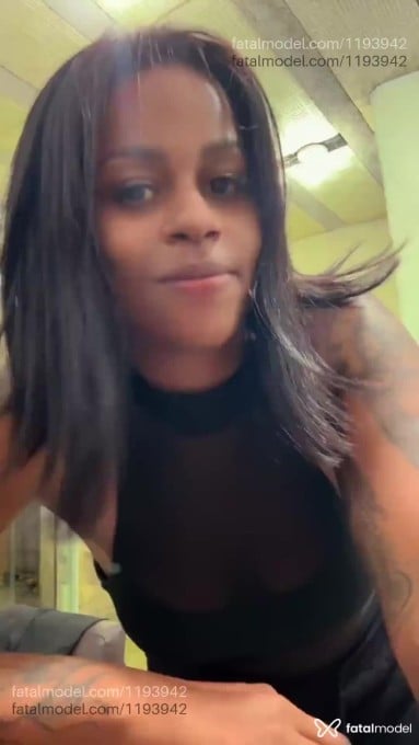 Acompanhante mulher com cabelo castanho de olhos castanhos em Araruama Acompanhante mulher com cabelo castanho de olhos castanhos em Araruama - Agatha