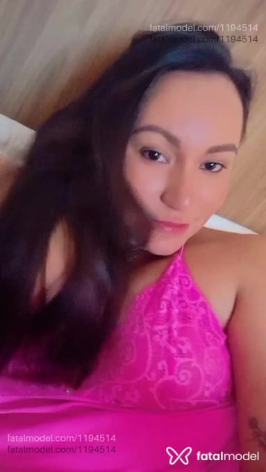 Acompanhante mulher com cabelo castanho de olhos castanhos em Criciúma Acompanhante mulher com cabelo castanho de olhos castanhos em Criciúma - Mônica