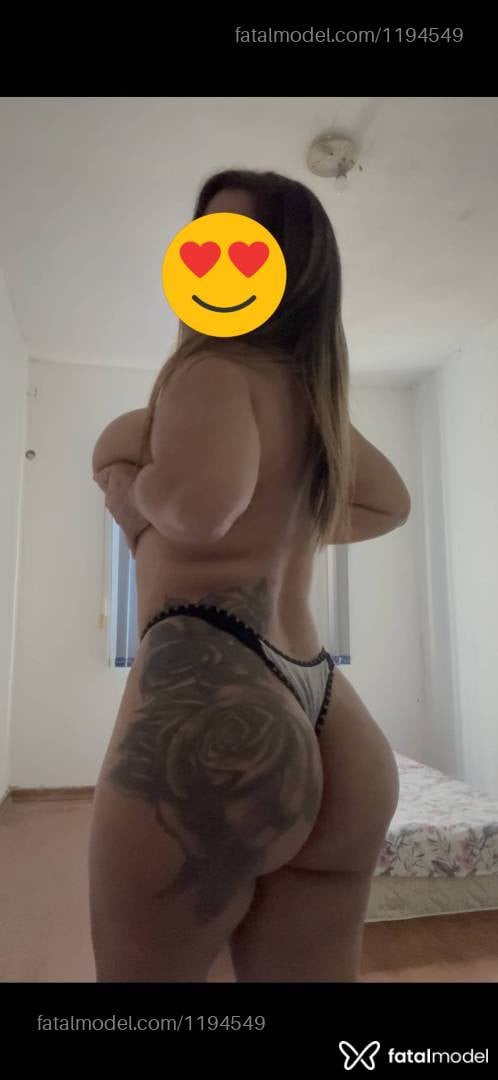 Acompanhante mulher com cabelo colorido de olhos mel em Gravataí - Danielle sousa