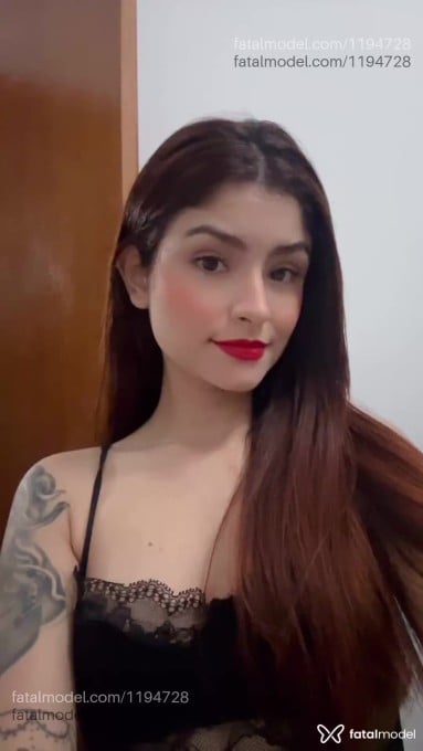 Acompanhante mulher ruiva (o) de olhos castanhos em Goiânia - Mariana Santos