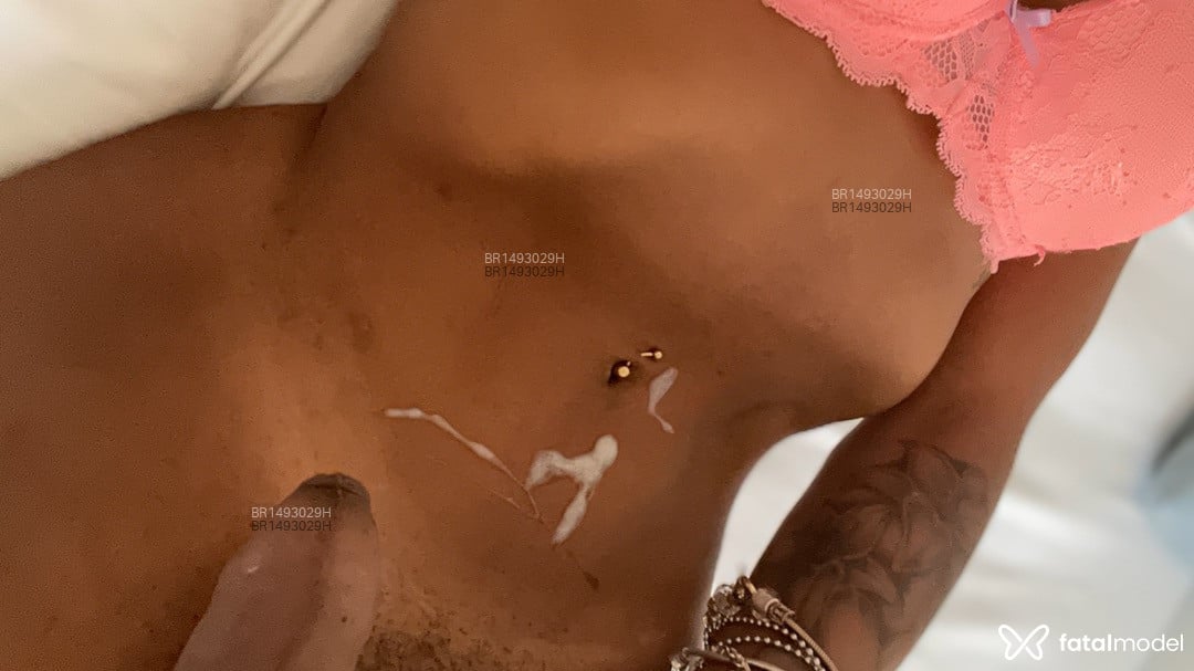 Acompanhante mulher trans morena (o) de olhos castanhos em Porto Alegre - Byanka thelles