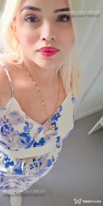 Acompanhante mulher loira (o) de olhos azuis em São Paulo Acompanhante mulher loira (o) de olhos azuis em São Paulo - Sofia Manauara