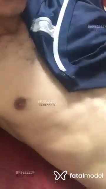 Acompanhante homem morena (o) de olhos verdes em Criciúma Acompanhante homem morena (o) de olhos verdes em Criciúma - Jonas