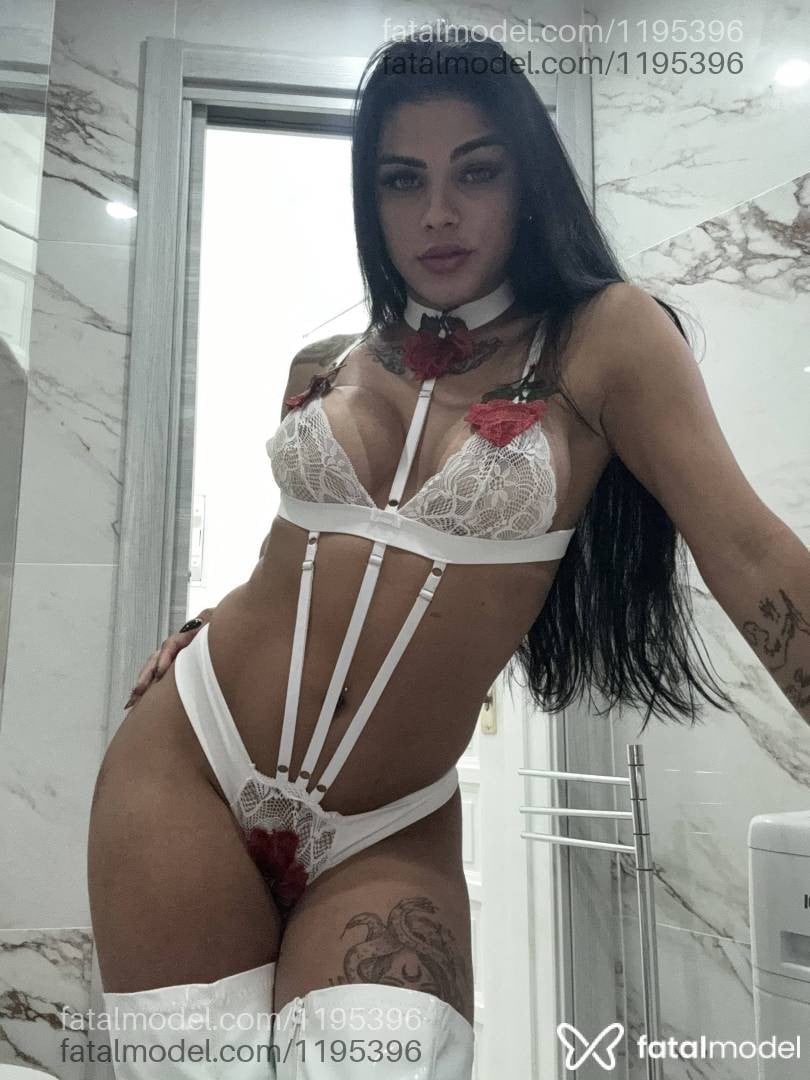 Acompanhante travesti morena (o) de olhos castanhos em Petrópolis - Louiisa