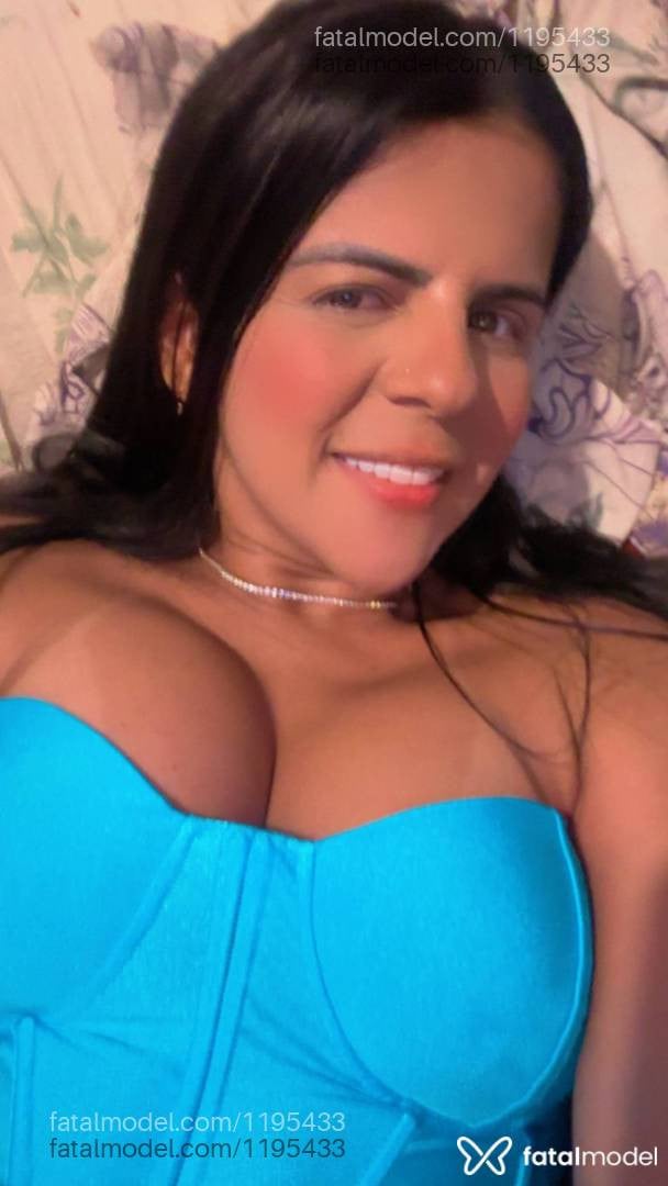 Acompanhante mulher morena (o) de olhos castanhos em Salvador Acompanhante mulher morena (o) de olhos castanhos em Salvador - Cristina
