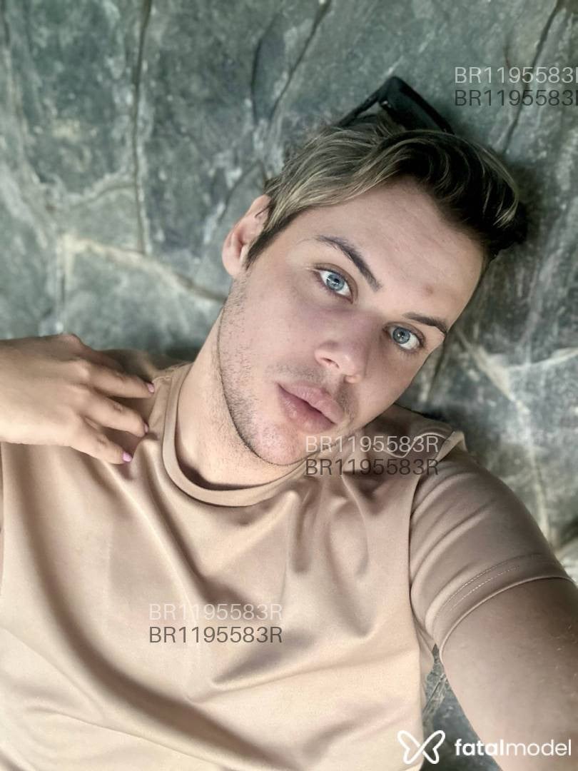 Acompanhante homem loira (o) de olhos azuis em Uberlândia - Pablo Aguiar