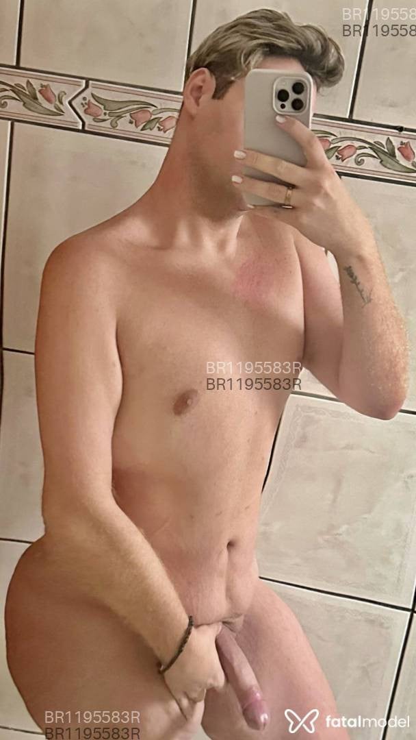 Acompanhante homem loira (o) de olhos azuis em Uberlândia - Pablo Aguiar