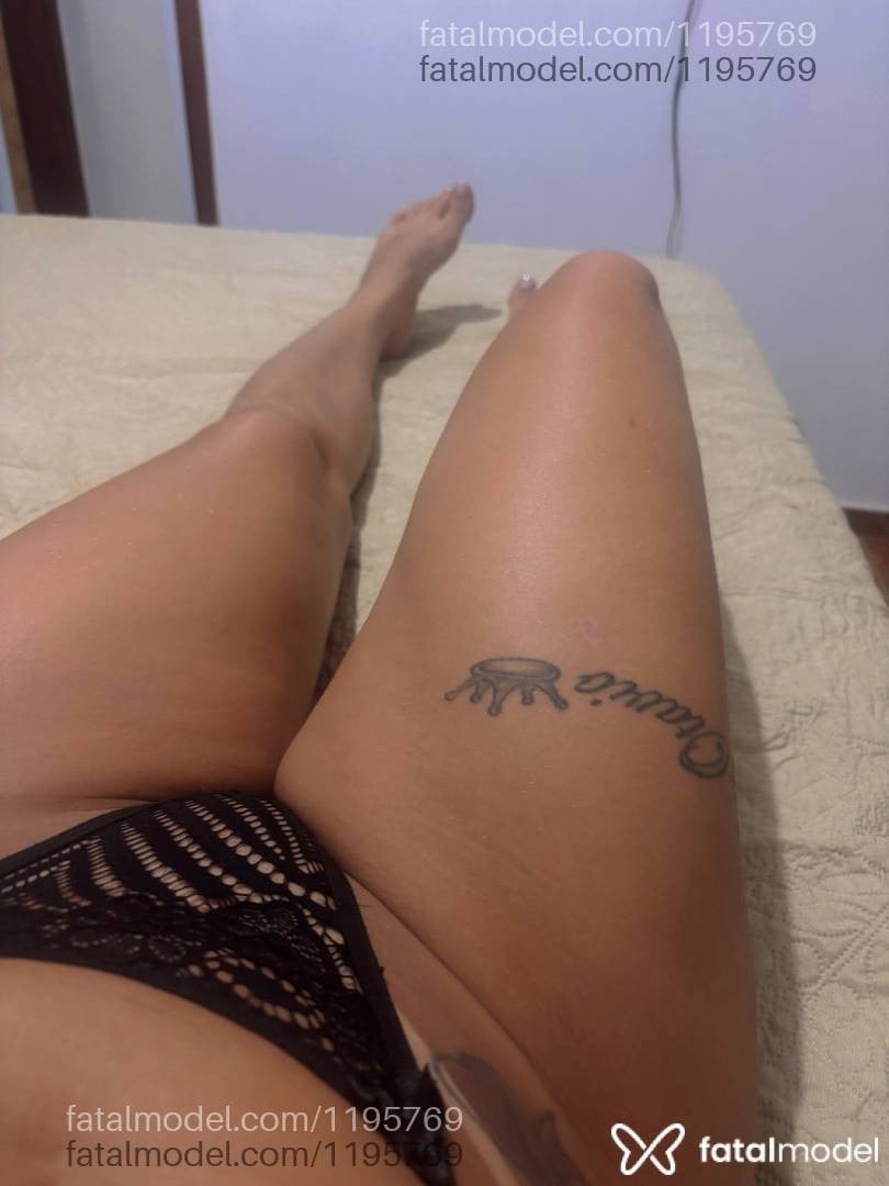 Acompanhante mulher loira (o) de olhos castanhos - Gaby Rocha