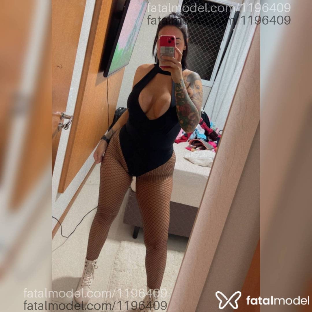 Acompanhante mulher morena (o) de olhos castanhos - ágatha Moreira