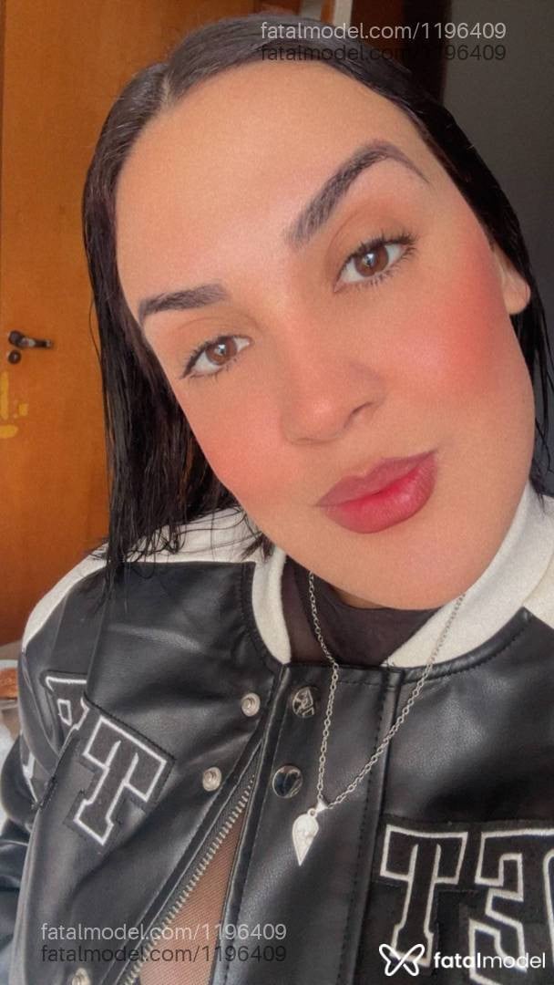 Acompanhante mulher morena (o) de olhos castanhos - ágatha Moreira