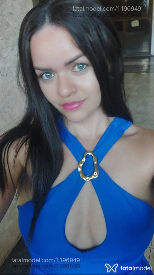 Acompanhante mulher loira (o) de olhos azuis - YSA MODELLO
