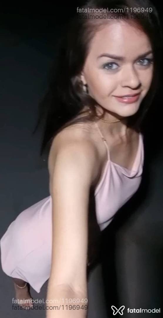 Acompanhante mulher loira (o) de olhos azuis - YSA MODELLO