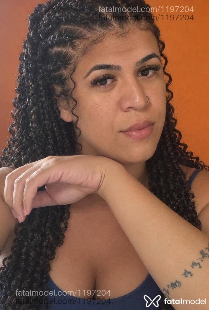 Acompanhante travesti morena (o) de olhos pretos - LYSA SWAROVIS