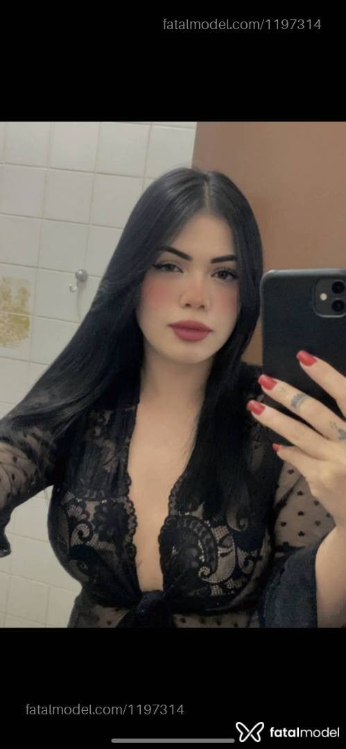 Acompanhante mulher morena (o) de olhos verdes - Samira Collut