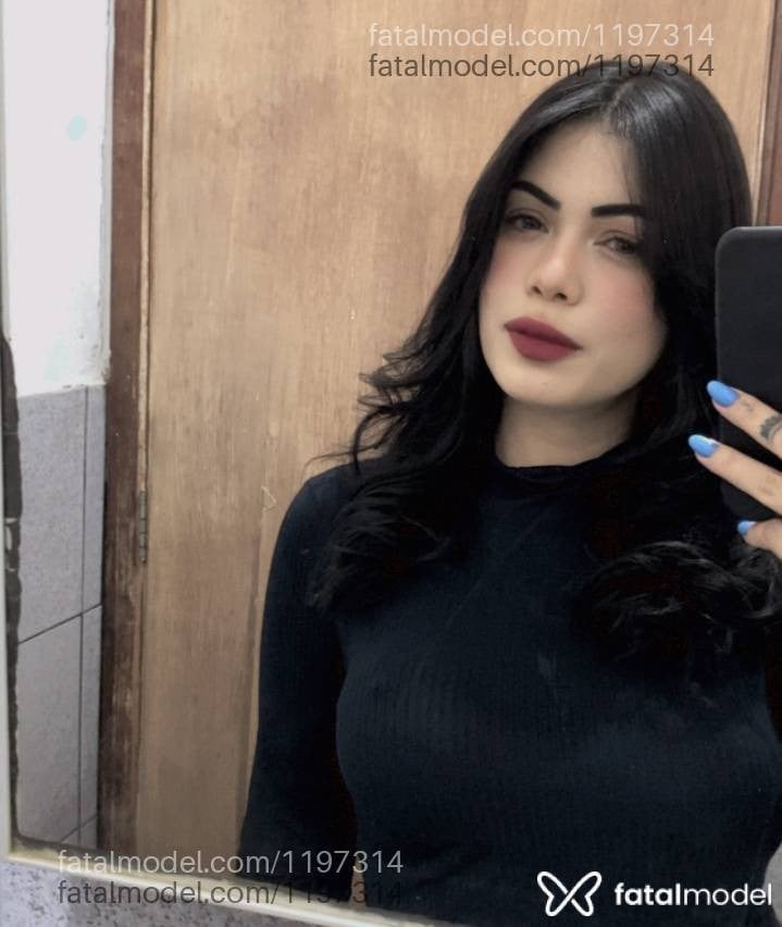 Acompanhante mulher morena (o) de olhos verdes - Samira Collut Acompanhante mulher morena (o) de olhos verdes - Samira Collut