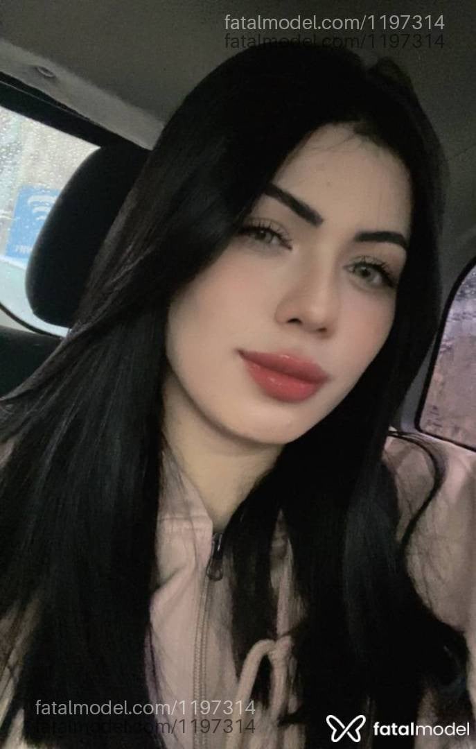 Acompanhante mulher morena (o) de olhos verdes em Ouro Fino - Samira Collut