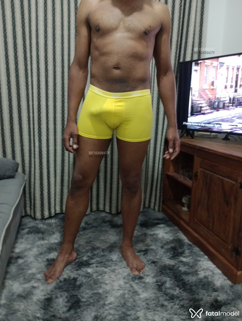 Acompanhante homem morena (o) de olhos pretos em Poços de Caldas - Lucasxxt