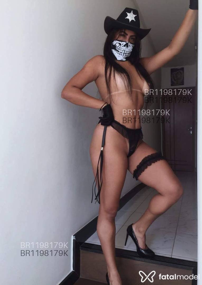 Acompanhante mulher loira (o) de olhos castanhos em Manaus - Manuela mass