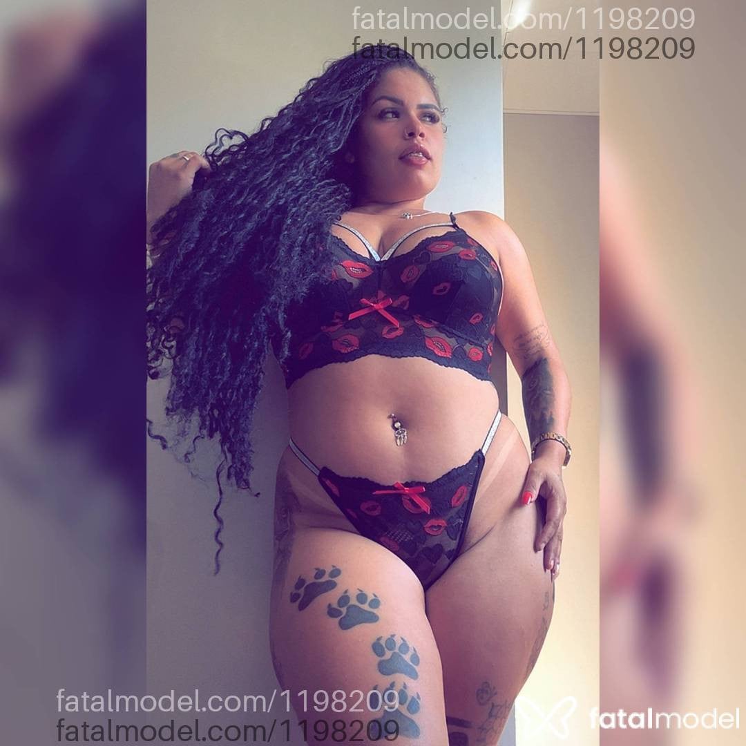 Acompanhante mulher morena (o) de olhos castanhos - Natyhellen Walton