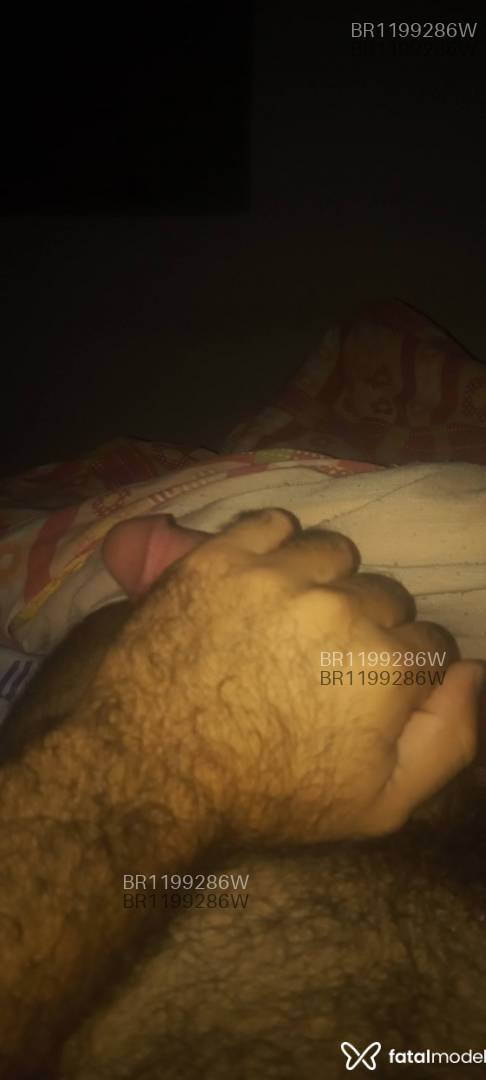 Acompanhante homem com cabelo castanho de olhos castanhos em Goiânia - Marcos