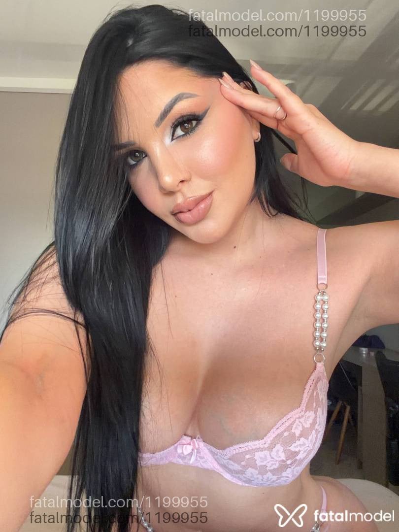 Acompanhante mulher morena (o) de olhos mel - Eliza