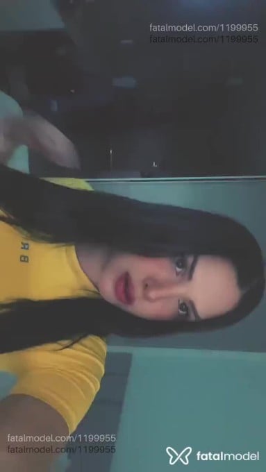 Acompanhante mulher morena (o) de olhos mel - Eliza Acompanhante mulher morena (o) de olhos mel - Eliza