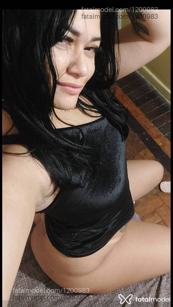 Acompanhante mulher morena (o) de olhos castanhos - Vitória