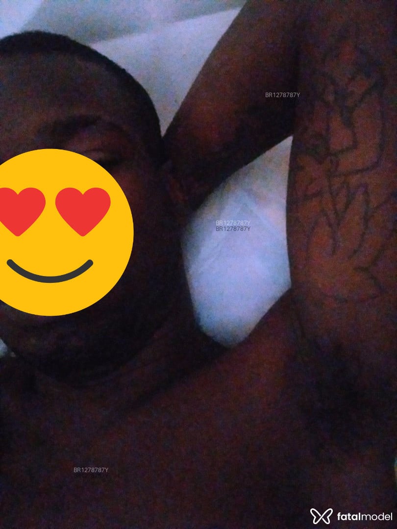 Acompanhante homem morena (o) de olhos pretos em Mogi Guaçu - negao