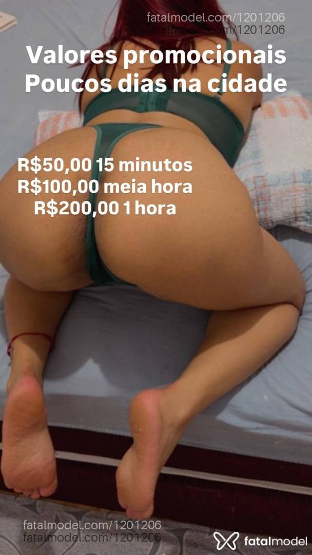 Acompanhante mulher morena (o) de olhos castanhos - Maya Monteiro