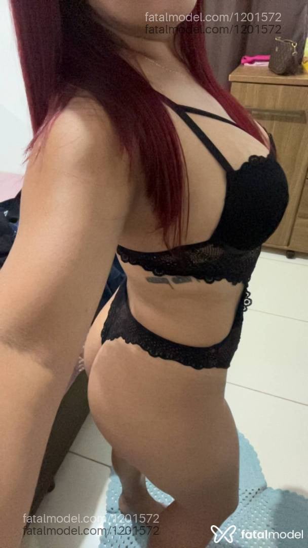 Acompanhante mulher com cabelo castanho de olhos castanhos em Nova Mutum Acompanhante mulher com cabelo castanho de olhos castanhos em Nova Mutum - Alice Dias